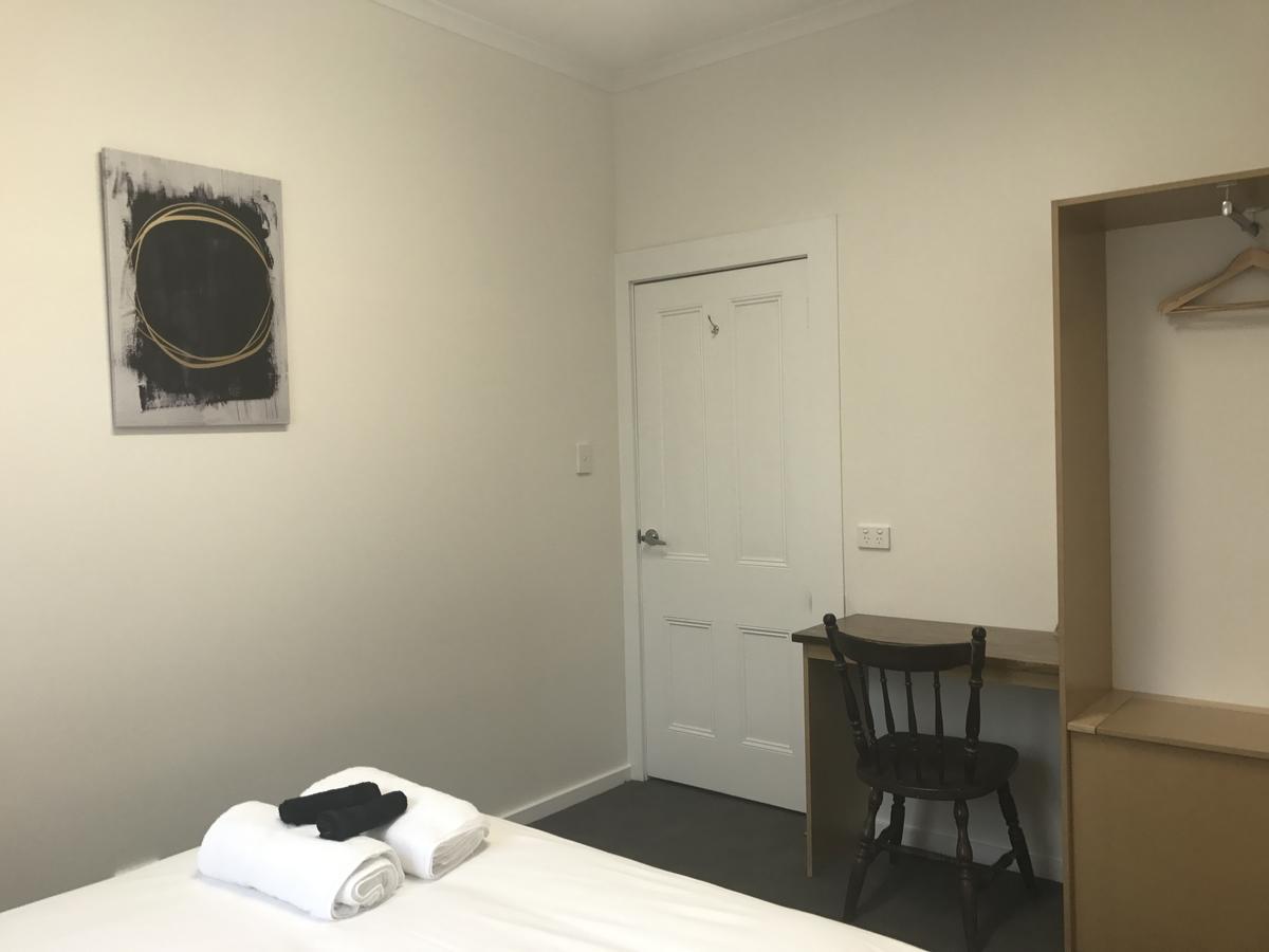 Okeefes Hotel Backpackers Launceston Buitenkant foto