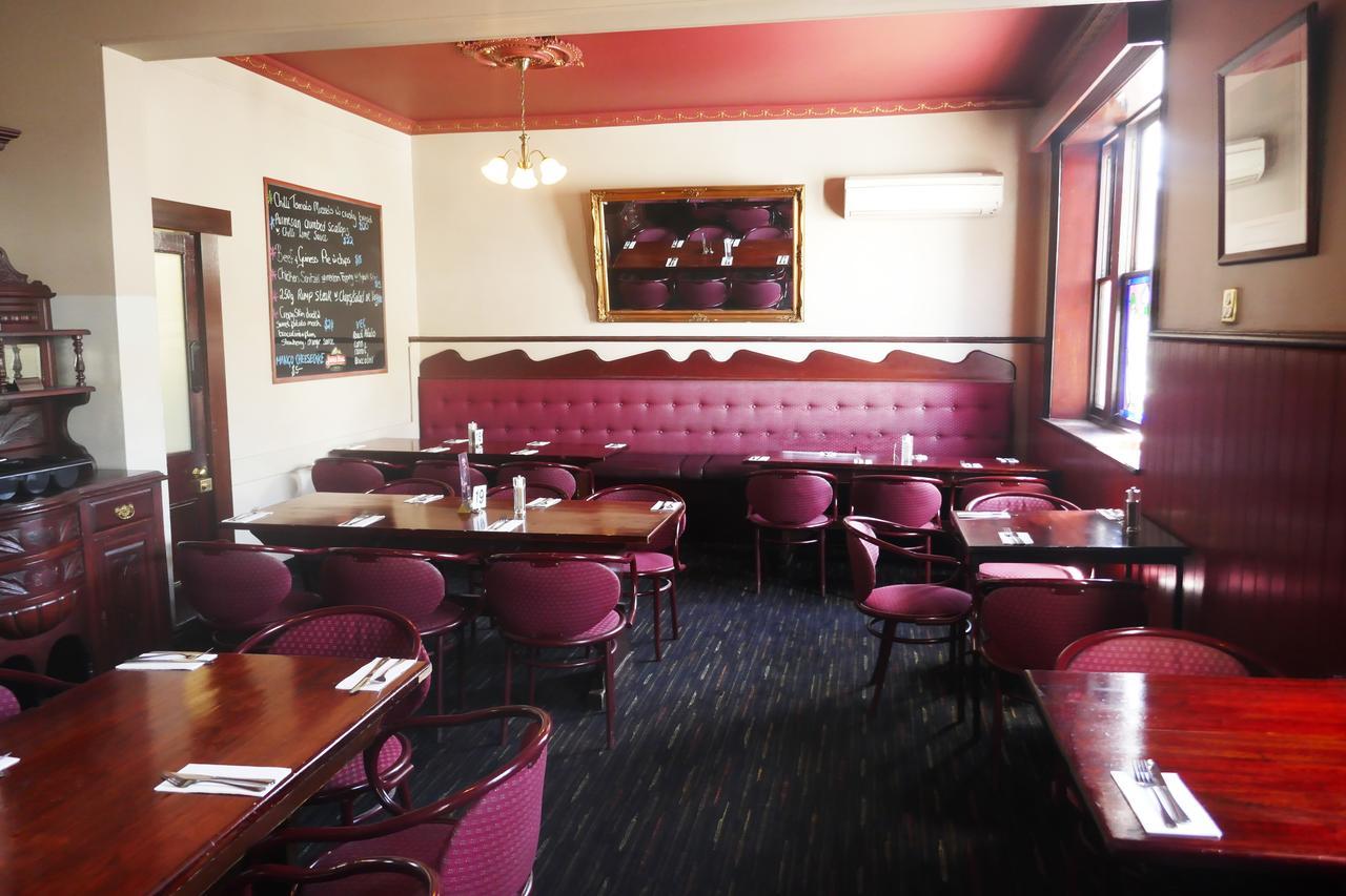 Okeefes Hotel Backpackers Launceston Buitenkant foto
